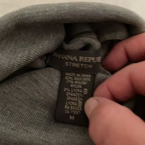 Banana Republic thin gray short sleeve turtleneck sweater size medium.